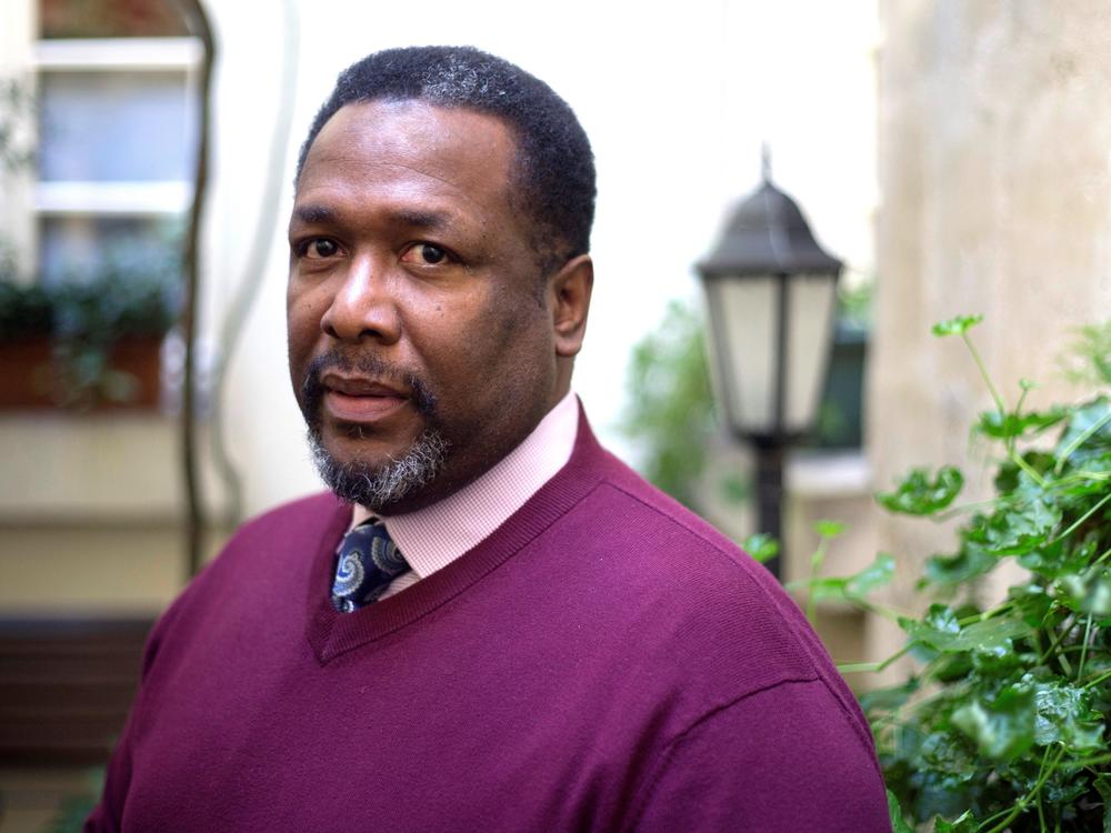 Wendell Pierce says that live audiences always 