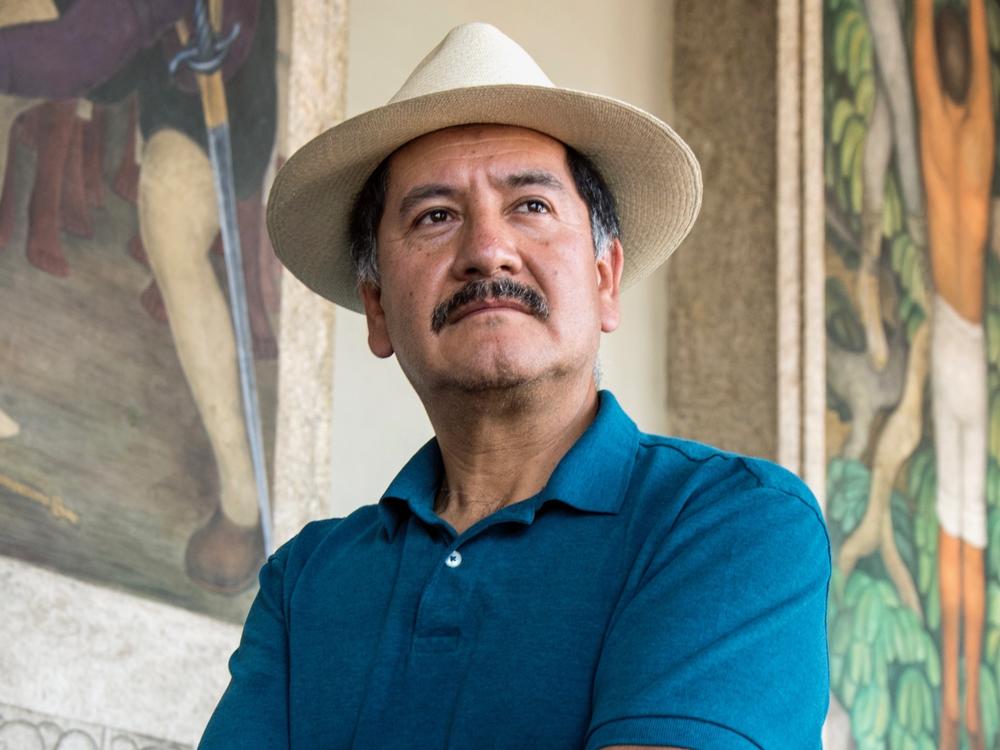 Music journalist Betto Arcos gathers his favorite reports from prolific career in <em>Music Stories from the Cosmic Barrio.</em>