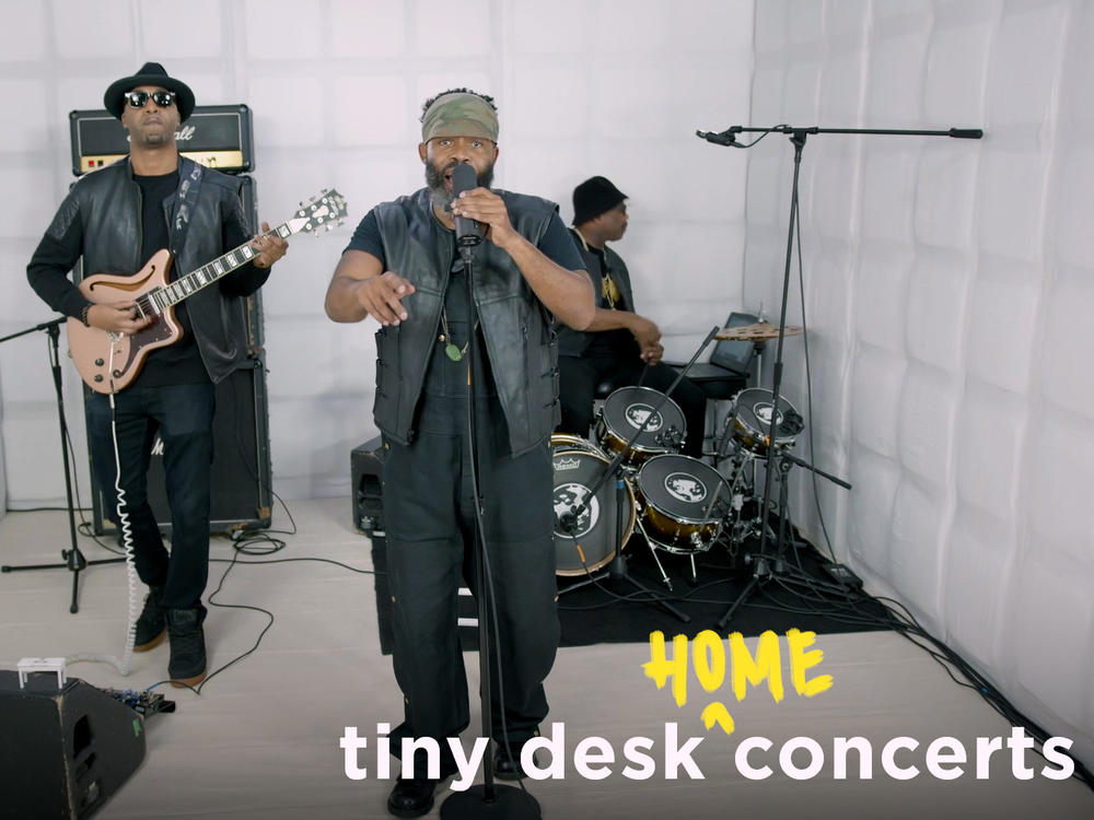 TH1RT3EN performs a Tiny Desk (home) concert.