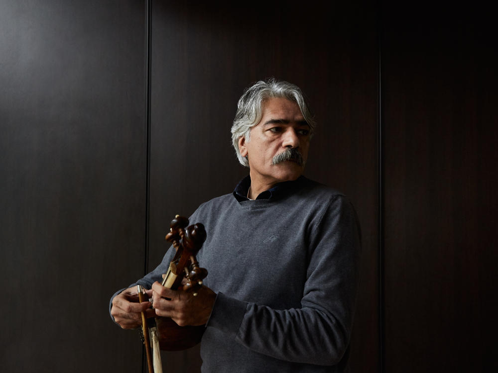 Kayhan Kalhor is an Iranian <em>kamancheh</em> virtuoso and composer whose work has been celebrated around the globe.
