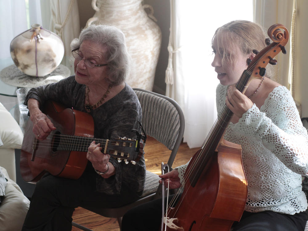 Singer and instrumentalist Flory Jagoda (left) performing with viola da gamba player Heather Spence at an event in Potomac, Md. in 2012. Jagoda died on Jan. 29.