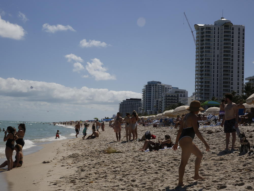 A majority of U.S. colleges have canceled spring break, in an attempt to curb student travel. But the rise of online classes means students can now attend college from anywhere, including Miami Beach.