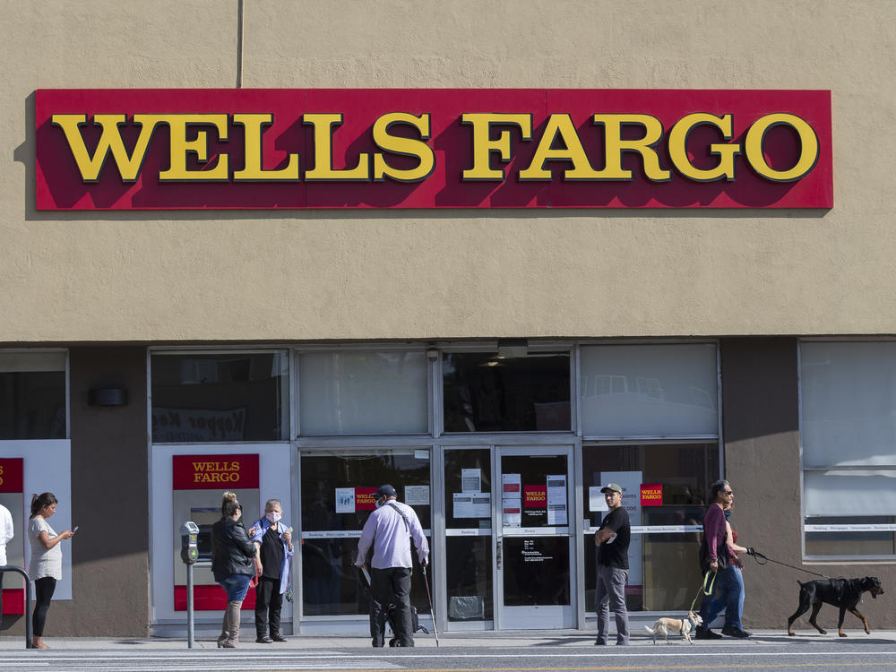 Wells Fargo customers are complaining that they can't see whether they received their stimulus checks because of an online banking outage.