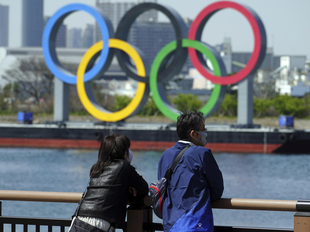 Hiroshi Sasaki resigned as the director of the opening and closing Olympic ceremonies after it was revealed that he had suggested that a female comedian should appear as an 