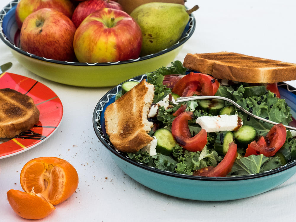 Food journalist Barry Estabrook talks with diet gurus and sifts through dieting history and the latest nutrition studies. He discovers that unfortunately, these diets don't really work in the long term for most people because they are too strict or require unnatural patterns of eating.