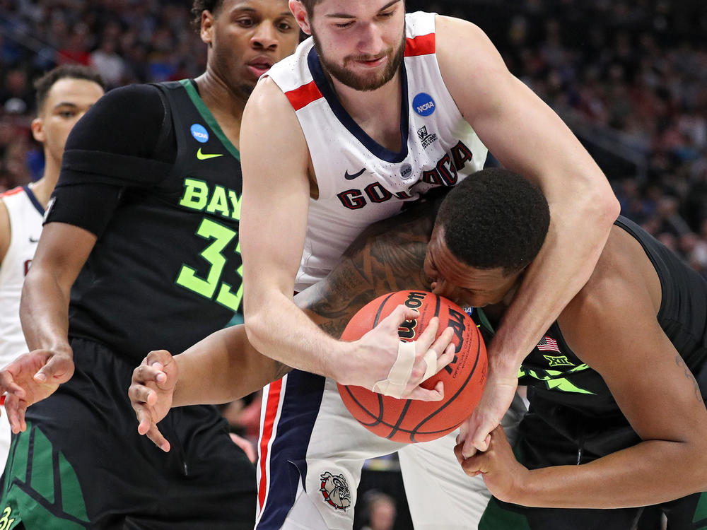 Gonzaga and Baylor two years ago during the second round of the tournament.