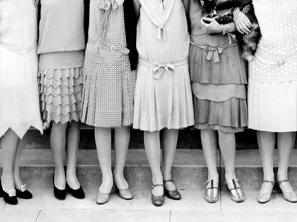 Young people today are getting ready to make the most of their youth by partying like these young women did back in the 1920s.