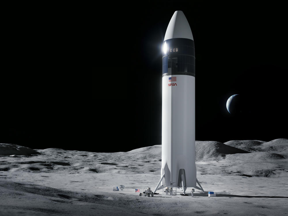 Illustration of SpaceX Starship human lander design that will carry the first NASA astronauts to the surface of the moon under the Artemis program.