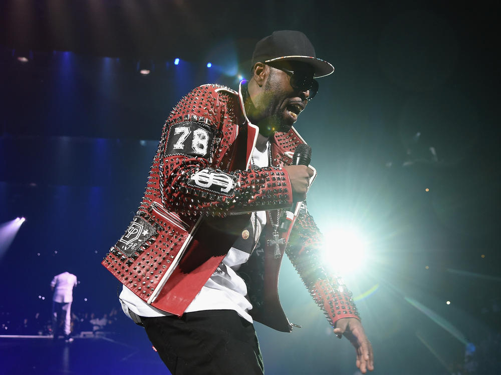 Black Rob performs onstage during the Puff Daddy and The Family Bad Boy Reunion Tour in 2016. The 