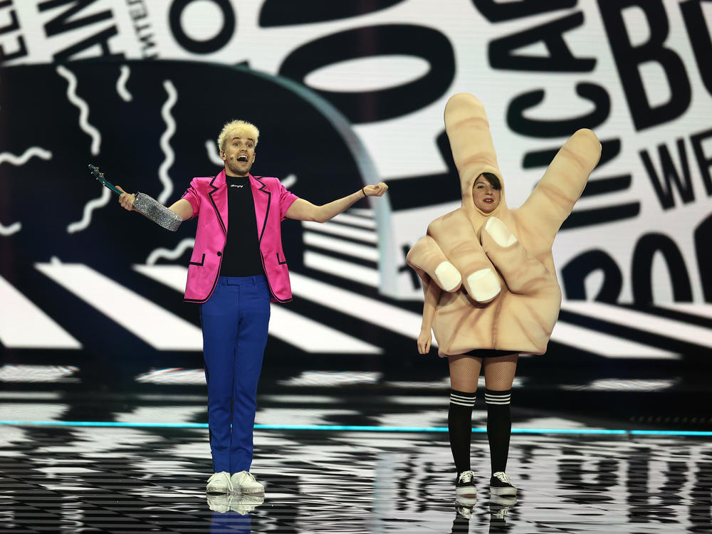 Germany's Jendrik Sigwart (L) performs during the Eurovision Song Contest dress rehearsal in Rotterdam, Netherlands.