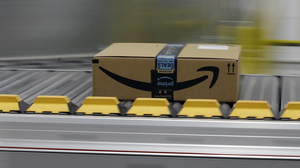 Prime Day's arrival means fake online reviews also are abundant, but shoppers can take steps to spot the phony ones.