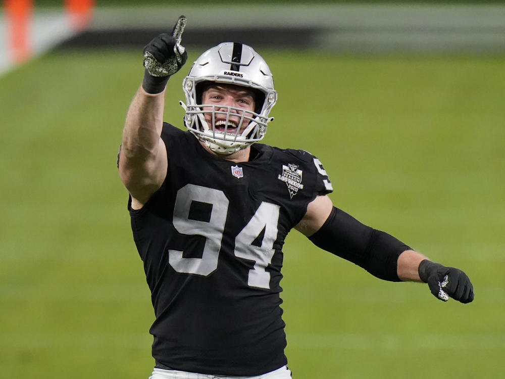 Raiders defensive end Carl Nassib said on Monday that he would not have been able to publicly come out as gay without the support of the NFL and his teammates.
