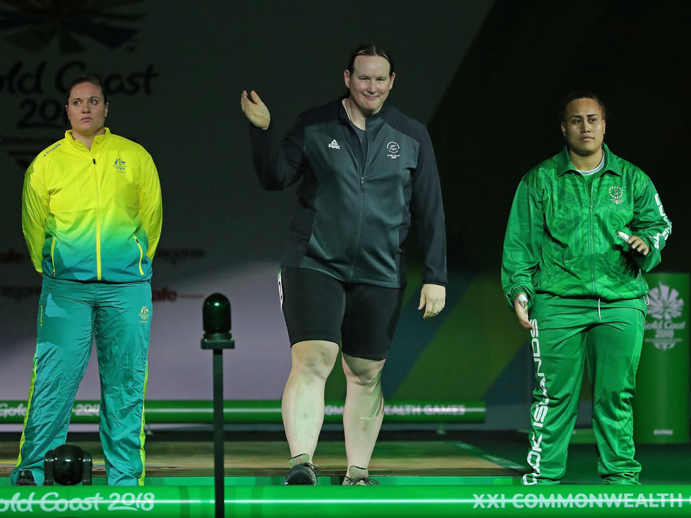 Hubbard is introduced to the crowd before competing in the women's +90kg (over 198 pounds) final at the 2018 Commonwealth Games.