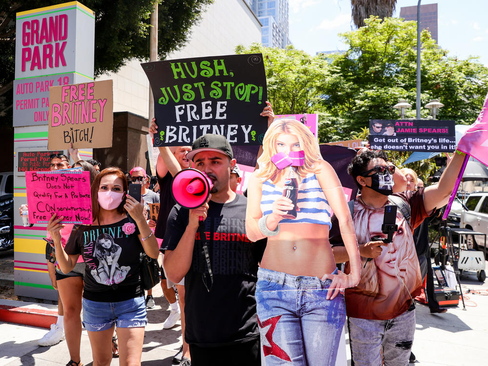 Supporters of Britney Spears protest during her conservatorship hearing in Los Angeles on Wednesday.