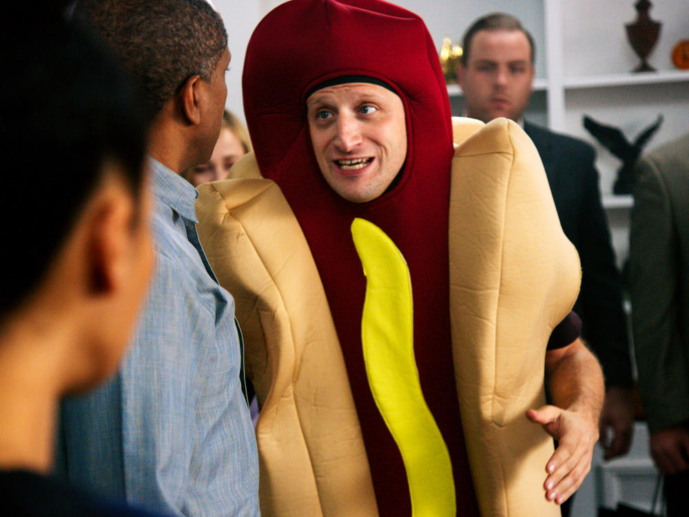 Netflix's <em>I Think You Should Leave with Tim Robinson</em> delights in depicting acts of thoughtless, entitled masculinity — but only to expose the desperation, defensiveness and hilariously fragile egotism that drive them.