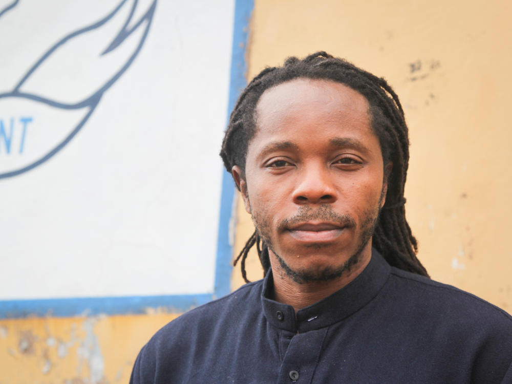 Sierra Leone's minister of education and chief innovation officer David Moinina Sengeh is a man of many talents. He's using mobile phone technology to improve daily life, he invented a way to make a prosthetic limb with a computer-assisted technique and he's a singer and rapper and a clothing designer, too.