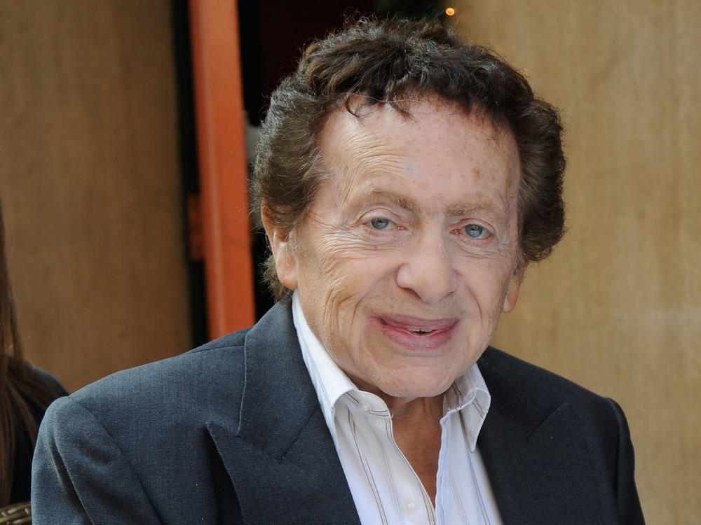 NEW YORK, NY - MARCH 22: Jackie Mason has lunch on 6th Avenue in Manhattan on March 22, 2012 in New York City. (Photo by Bobby Bank/WireImage)