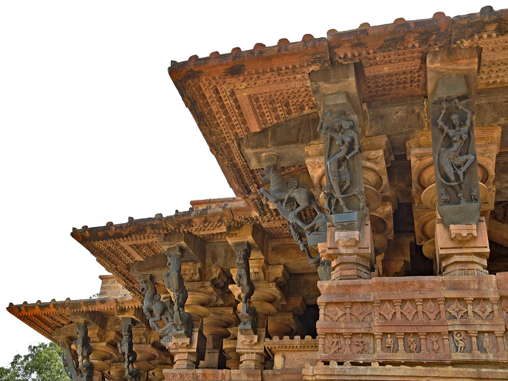 View showing bracket figures of Ramappa temple.