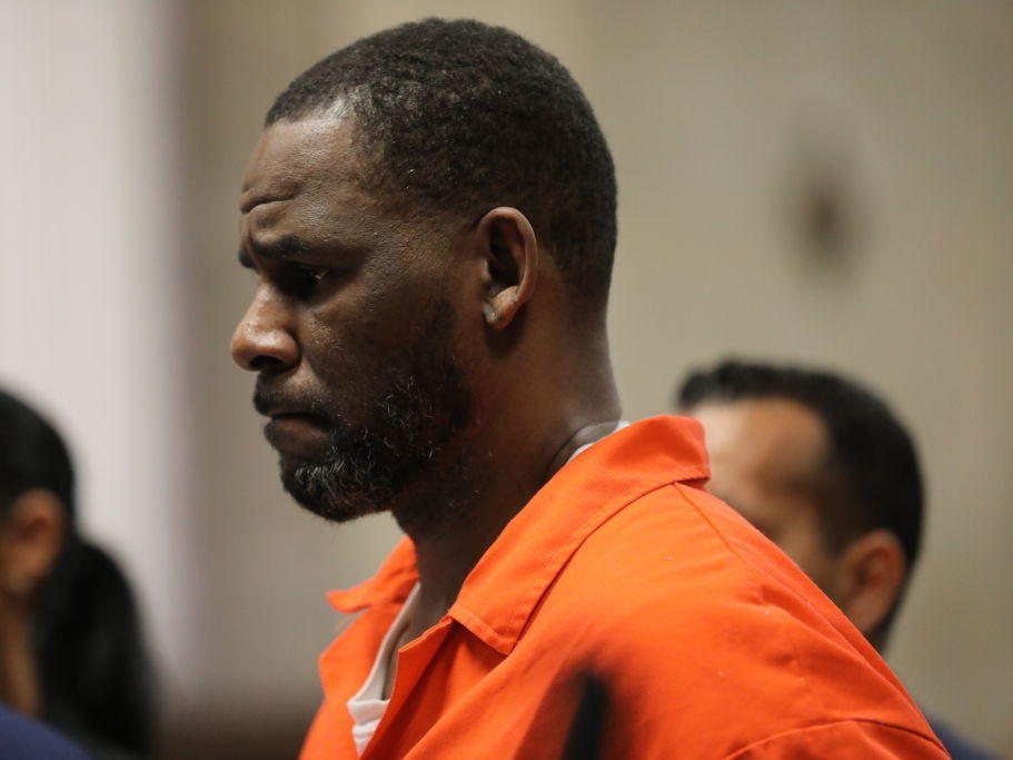 Singer and songwriter R. Kelly at a court hearing in Chicago in September 2019.