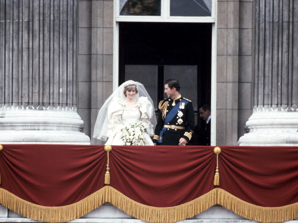 Diana Princess of Wales and Prince Charles were married in London, England on  July 29, 1981. A piece of one of their official wedding cakes is expected to fetch hundreds of dollars at auction.