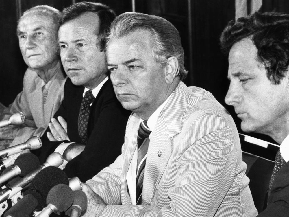 A bipartisanship group of senators — (from left) Strom Thurmond, R-S.C., Republican leader Howard Baker of Tennessee, Democratic leader Robert C. Byrd of West Virginia, and Birch Bayh, D-Ind. — hold a news conference in 1980.