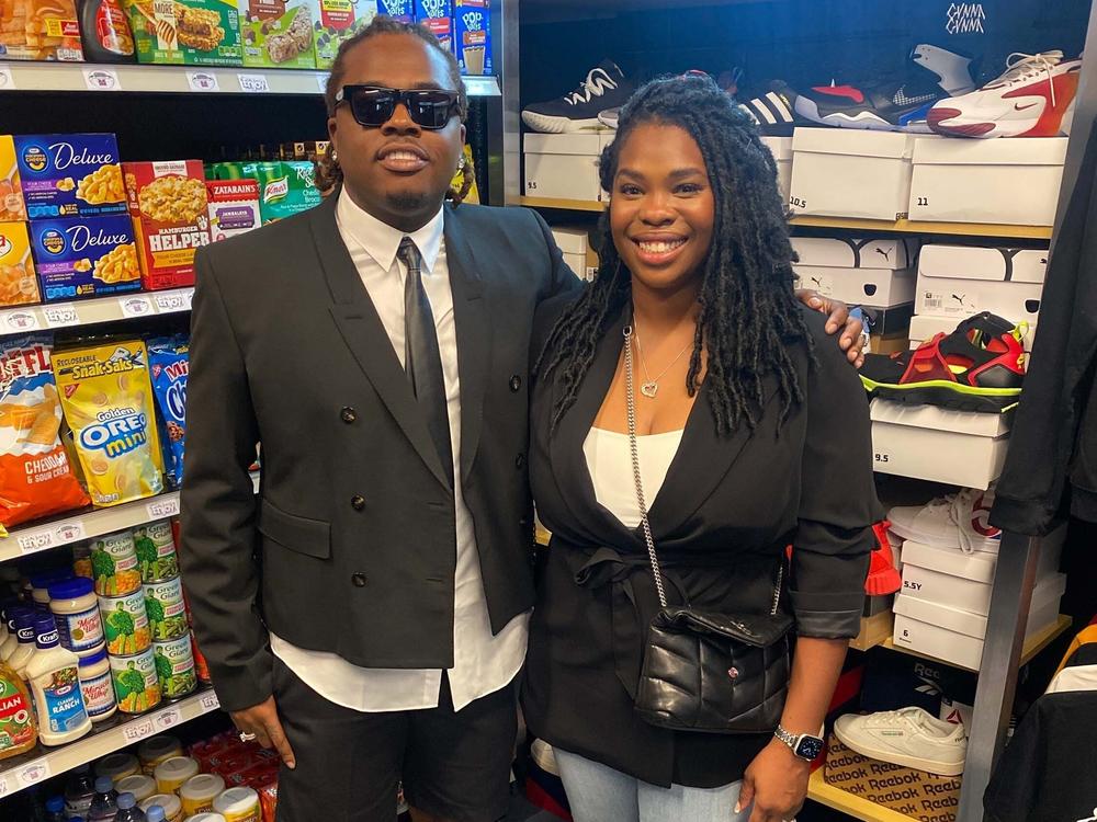 Rapper Gunna and Goodr CEO Jasmine Crowe stop by the Goodr grocery store, at the Atlanta middle school he formerly attended.