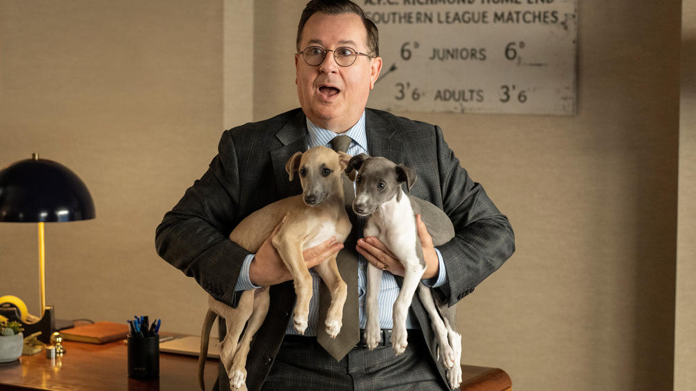 Jeremy Swift is great as Higgins, always, but also: PUPPIES!