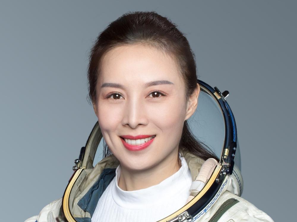 China’s 1st woman to spacewalk 