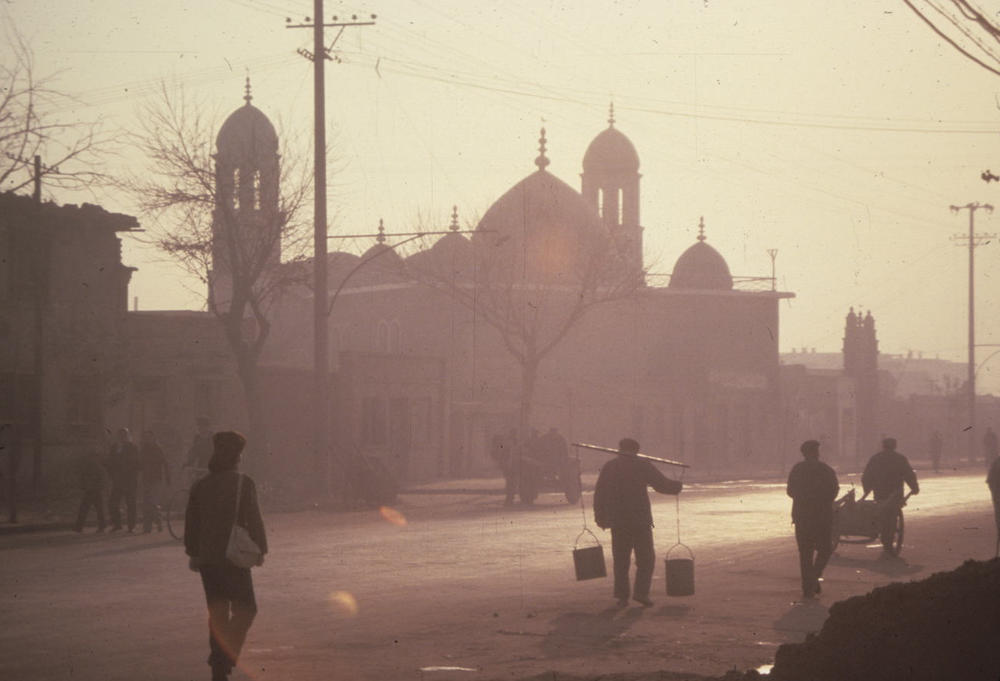 A scene from Xining in the early 1980s. The current sinicization campaign comes amid rising Islamophobia in China and growing religious restrictions, touching off a discussion across the country among scholars, ethnic policy regulators and historically Muslim Chinese communities about what exactly should be considered 