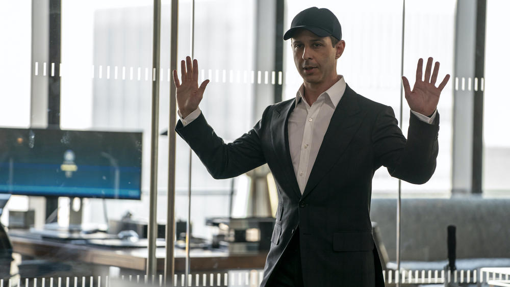 Like a lot of guys who look very confident, Kendall (Jeremy Strong) is flailing.