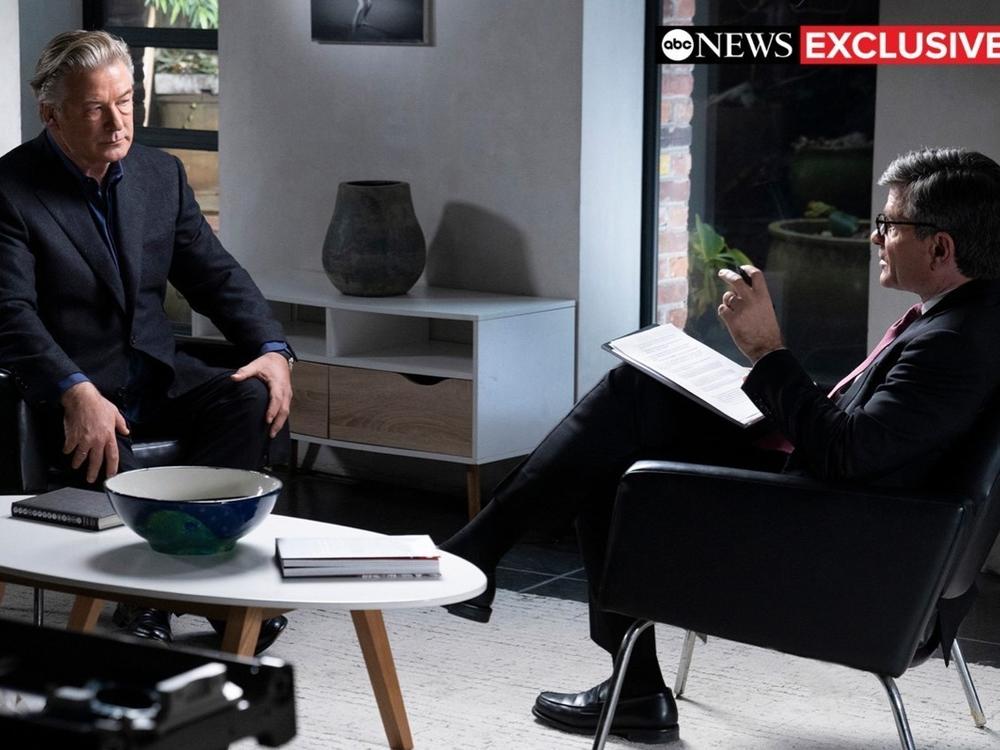 Alec Baldwin and anchor George Stephanopoulos talk during the ABC News special <em>Alec Baldwin Unscripted</em>.