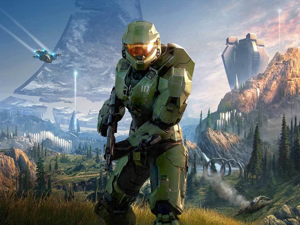 Master Chief stands tall on the planet Zeta Halo.