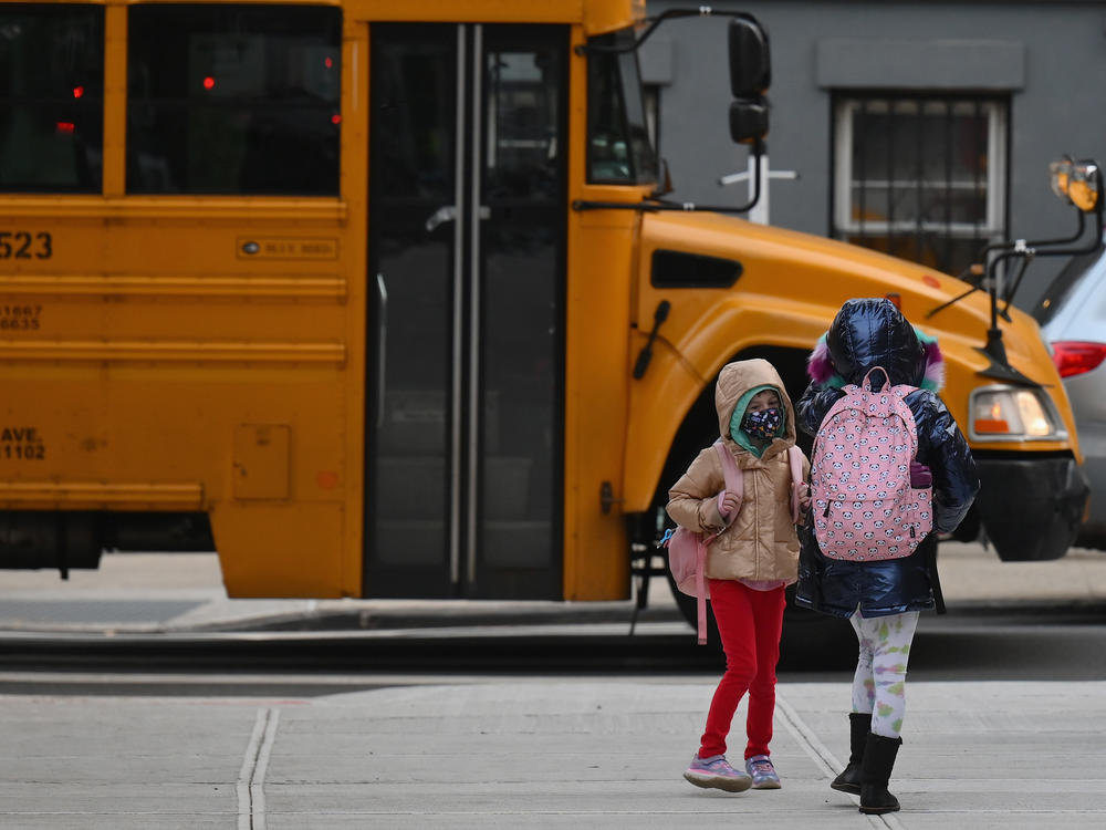Testing schoolchildren on a regular basis can be preferable to instituting quarantines.