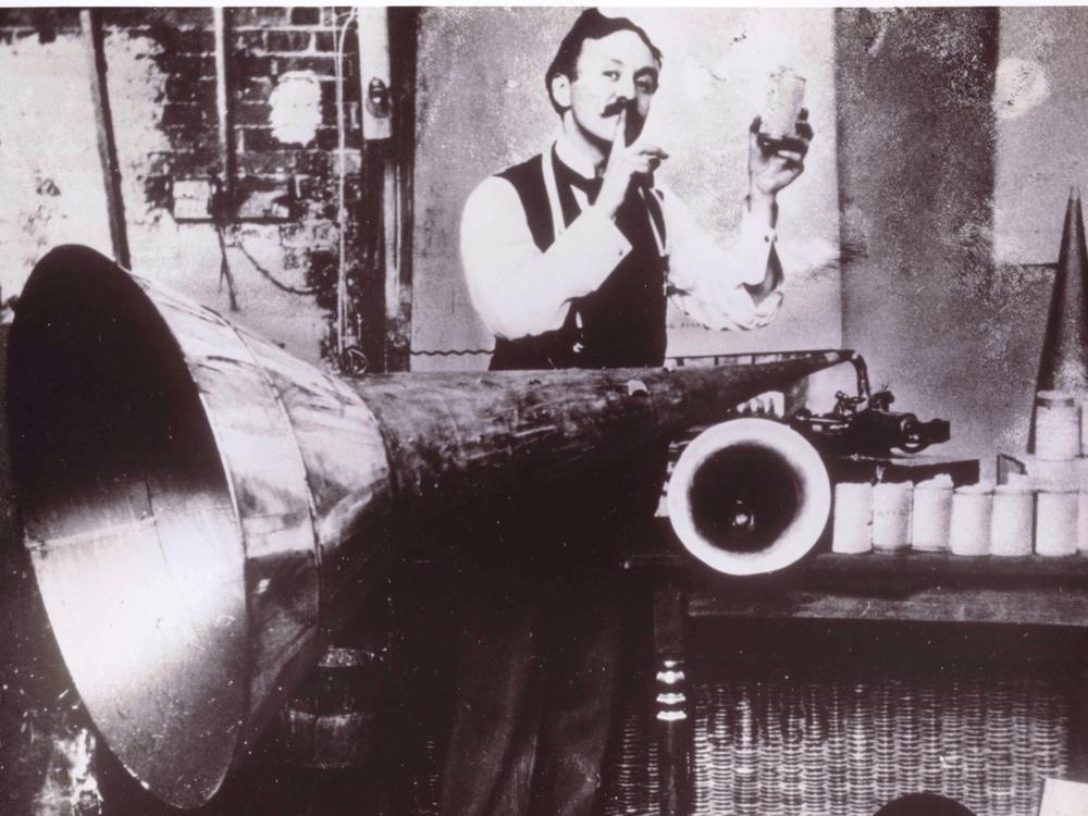Metropolitan Opera House librarian Lionel Mapleson, pictured here circa 1901, was one of the first to try to systematically record live performances.