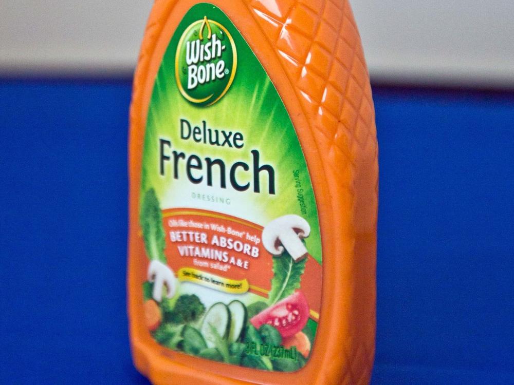 The Association for Dressing and Sauces, an industry group, petitioned for the government standards for French dressing to be revoked in 1998.