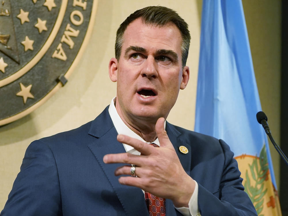 Gov. Kevin Stitt issued an executive order on Tuesday that permits state employees to work as substitute teachers while retaining their regular jobs with no reduction in pay or benefits.