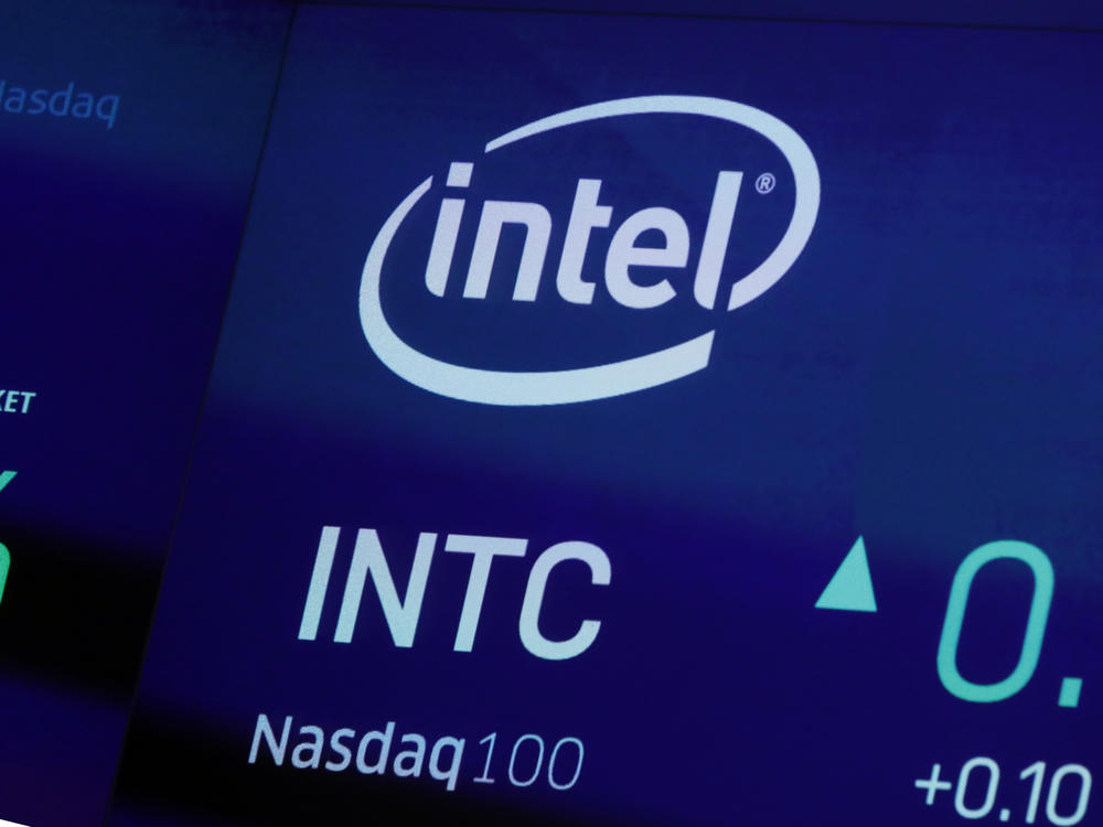 Intel Corp. is planning to invest investment more than $20 billion in two computer chip plants in central Ohio to help address a global semiconductor shortage.