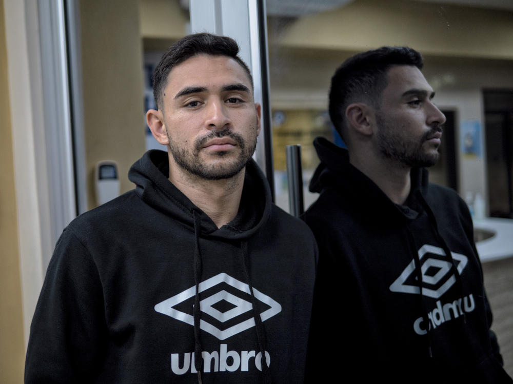 Alex Roldan was born in the United States and plays for the El Salvador national team as well as being a defender for the U.S. Major League Soccer club Seattle Sounders FC.