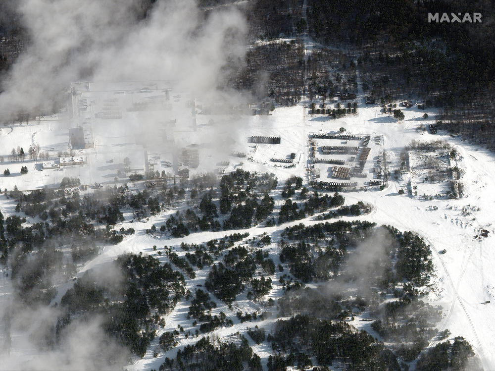A satellite image shows Russian military buildup at the Osipovichi training area in Belarus.