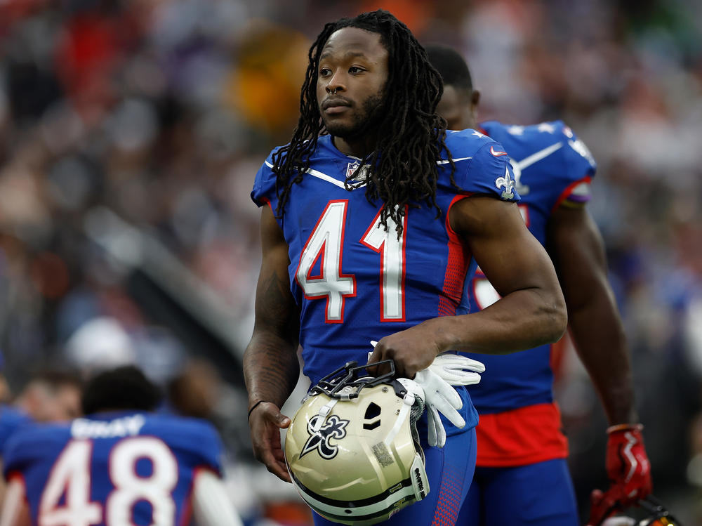 Alvin Kamara was arrested on battery charges on the same day he played in the NFL's Pro Bowl. Las Vegas police say they took Kamara into custody without incident, after detectives identified him as their suspect in a battery at a nightclub.