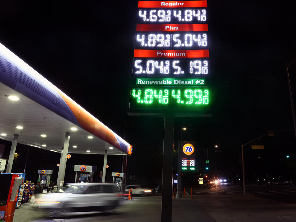 A gas station in Los Angeles on Feb. 8, when the average price for a gallon of gasoline hit a new record high in Los Angeles County for the fourth time in the past five days.