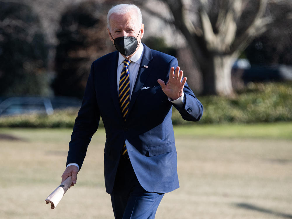 President Biden walks across the South Lawn at the White House shortly before meeting with Democratic senators on the Senate Judiciary Committee about the Supreme Court vacancy.