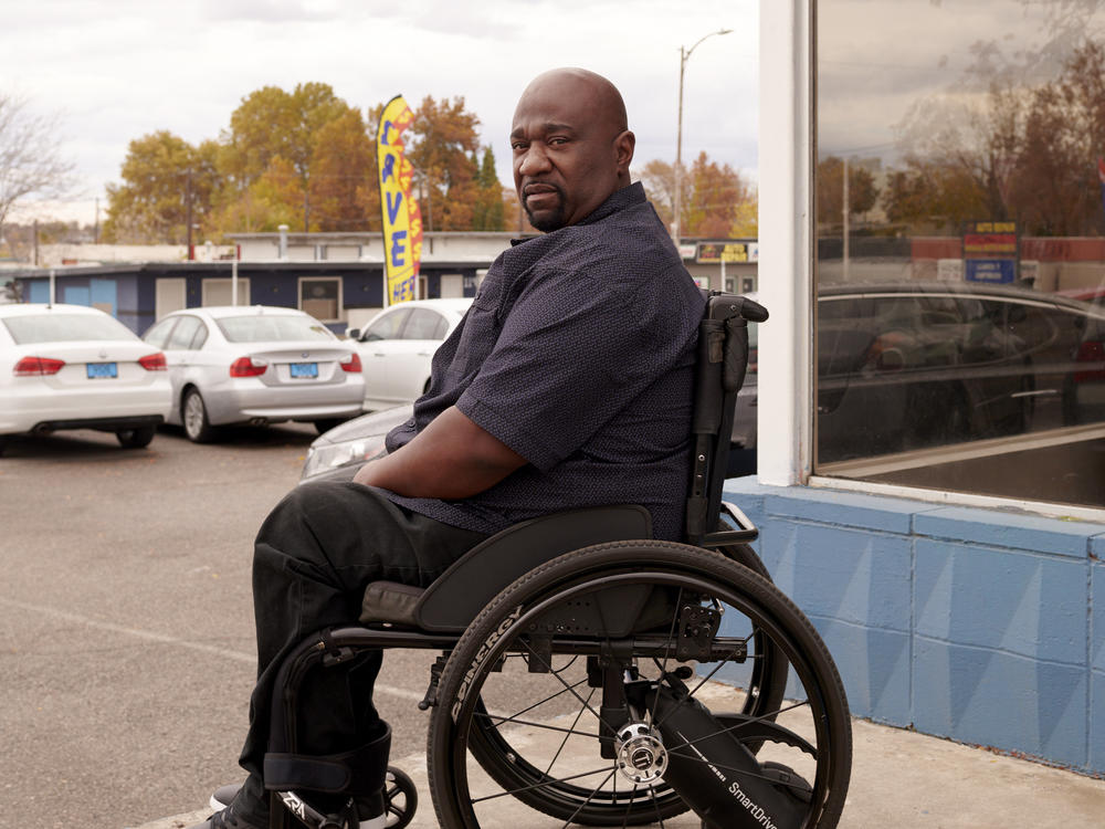 Ron Shehee had been at the federal prison complex in Lompoc, Calif., only a few months when the pandemic struck.