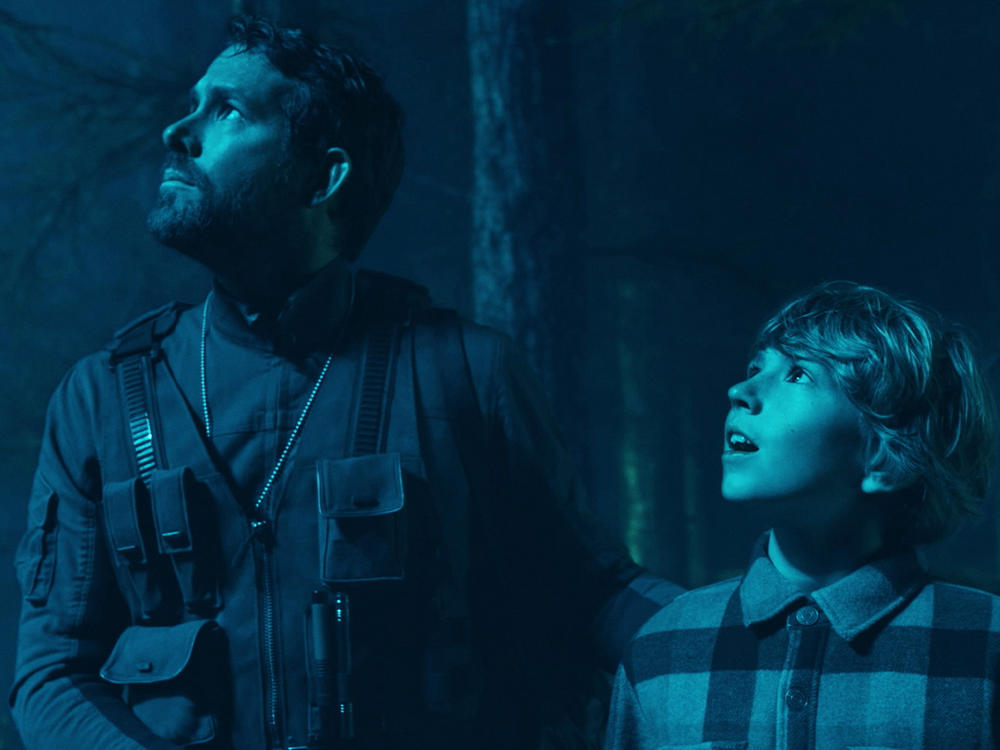 Adam (Ryan Reynolds) and Young Adam (Walker Scobell) spend <em>The Adam Project</em> needling each other in a timestack.