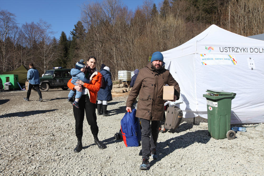 The number of refugees arriving in the border town of Krościenko is a trickle compared to Medyka.