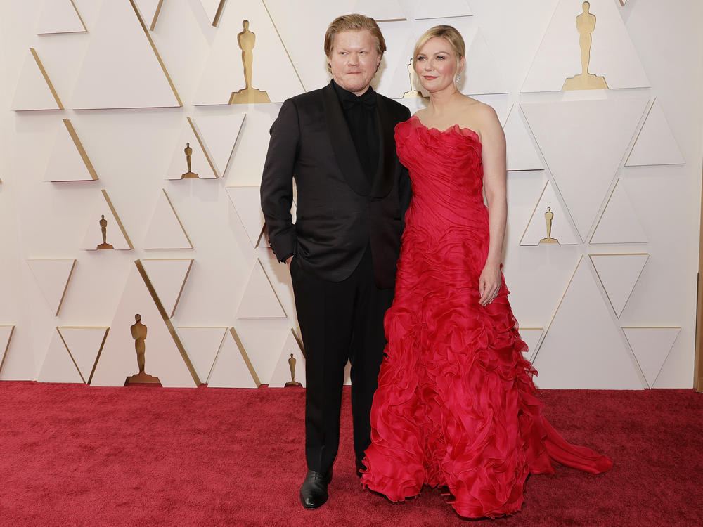 Jesse Plemons and Kirsten Dunst