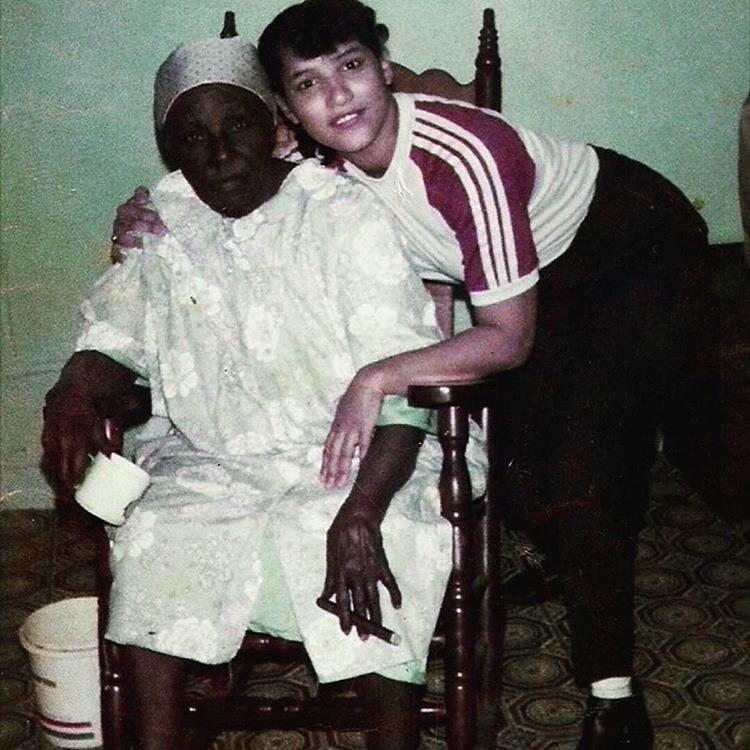 Dionicia Ovalles and her great-granddaughter Cristina Salgado in West Bronx, 1986.