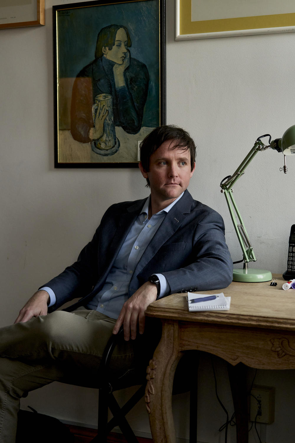 Adam Rose is a former news editor who heads the LA Press Club's press rights committee.