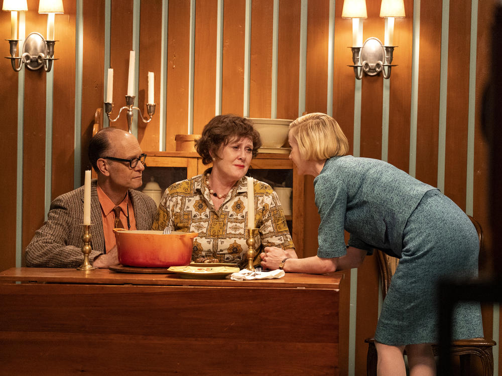 David Hyde Pierce, Sarah Lancashire, and Fiona Glascott in <em>Julia</em>.