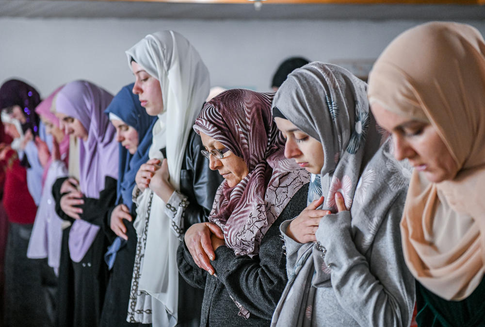 <strong>Podgorica, Montenegro</strong>: Muslims perform the first tarawih prayer of Ramadan.